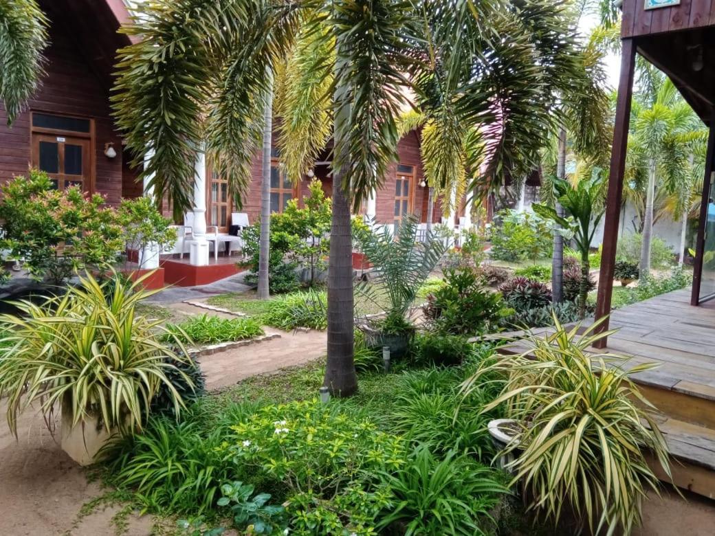 Elegant Green Beach Resort Trincomalee Exterior foto