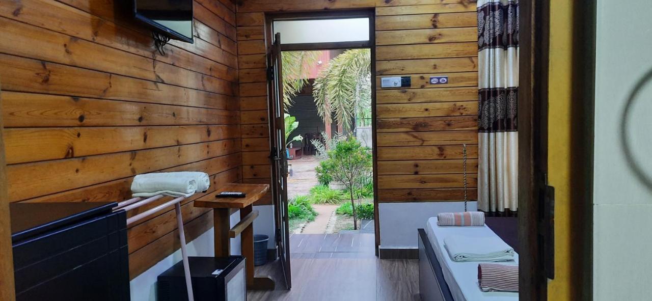 Elegant Green Beach Resort Trincomalee Exterior foto
