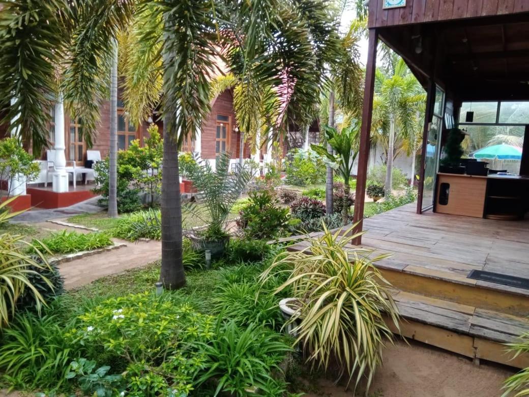 Elegant Green Beach Resort Trincomalee Exterior foto