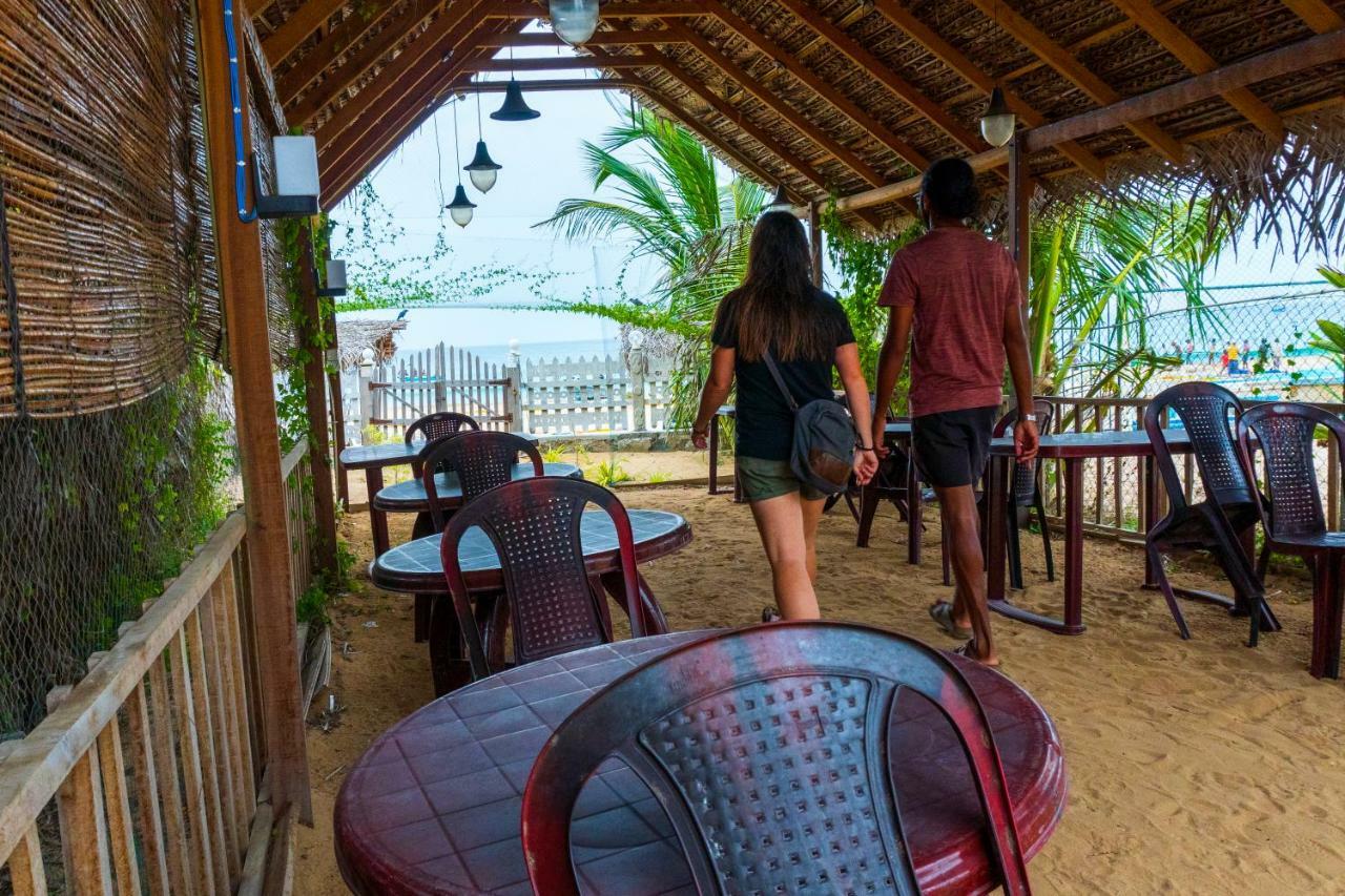 Elegant Green Beach Resort Trincomalee Exterior foto